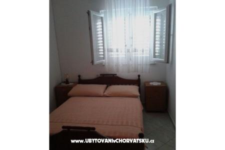 Apartmaji Pag foto 4