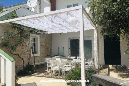 Stonehouse Dana – otok Pag Hrvaška