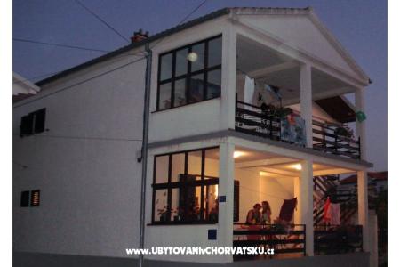 Apartmaji vesela foto 2