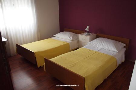Apartmaji Viktorija foto 4