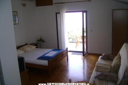 Apartmaji Ivanka foto 2