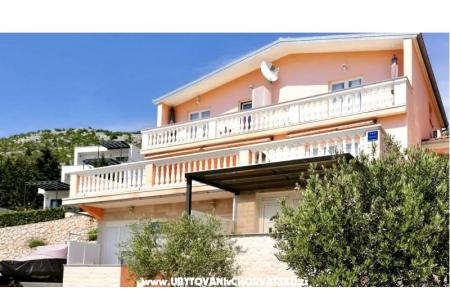 Apartmaji Maris Starigrad Paklenica Hrvaška