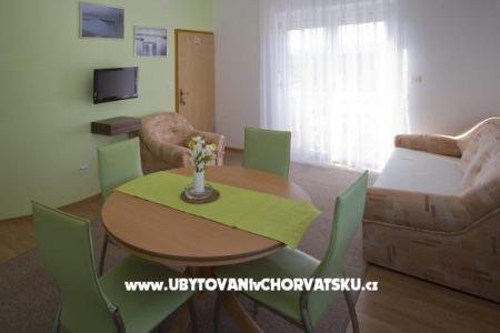 Apartmaji Mirjana*** foto 5