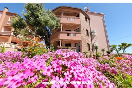 Apartmaji Dalmatino Pakoštane foto 5