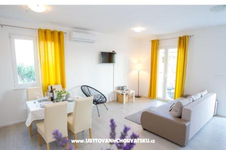 Apartmaji Ivan i Nikola foto 3