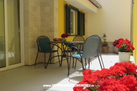 Apartmaji Lucija foto 2