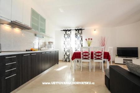 Apartmaji Silvija foto 4