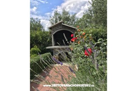Apartmaji Tina Pakoštane foto 5