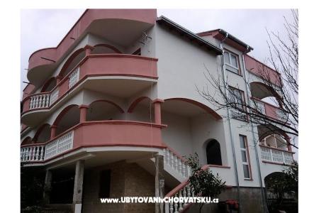 Apartmaji Villa Žaklina foto 2