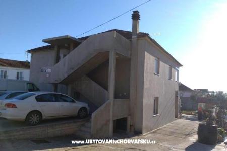 Apartmaji Bačkov Pakoštane Hrvaška
