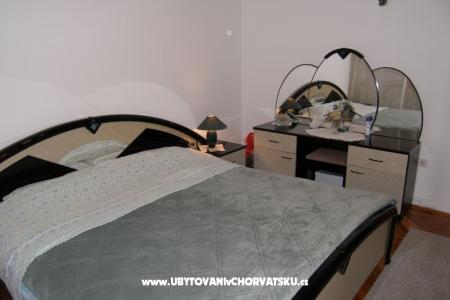 Apartmaji Alicia foto 5