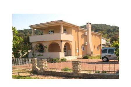 Apartmaji Villa Iva otok Pašman Hrvaška