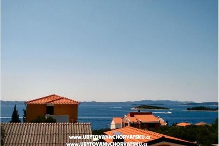 Apartmaji More otok Pašman Hrvaška