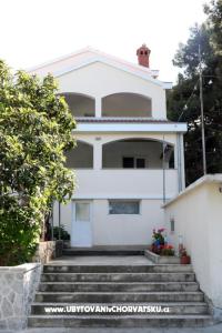 Apartmaji Darko Petrčane Hrvaška