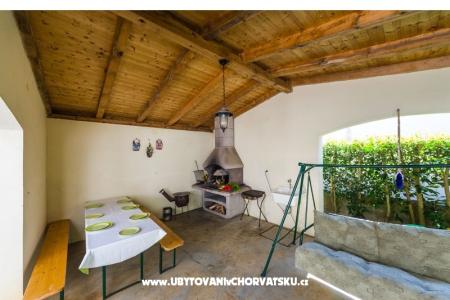 Apartmaji Ivanka foto 3