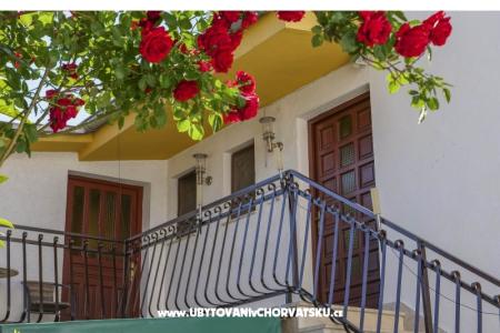 Apartmaji Lucijana foto 3