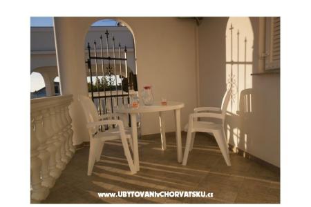 Apartmaji Pave foto 3
