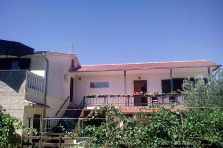 Apartmaji AB Pirovac Hrvaška