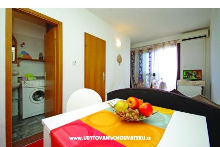 Seafront Studio Apartma + Balcony foto 3
