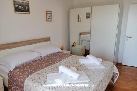 Apartmaji Fluctus TA foto 4