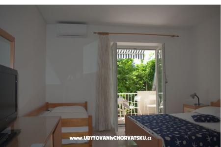 Apartmaji Julka Podgora Hrvaška