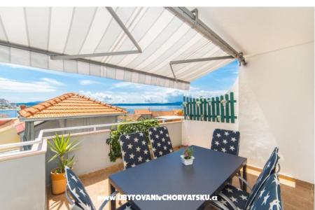 Apartmaji Kala Podgora Hrvaška