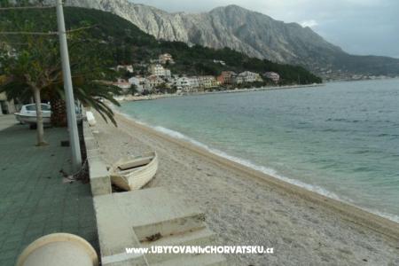 Apartmaji Mia Podgora Hrvaška