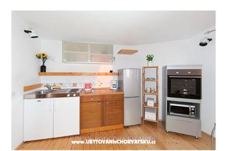 Apartmaji Mira foto 4