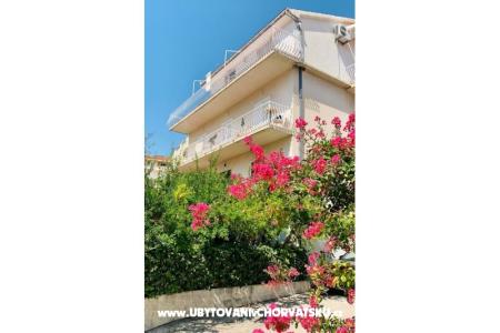 Apartmaji Šunde Podgora Podgora Hrvaška