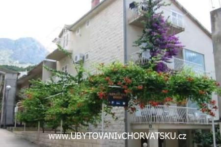 Villa Lidija Podgora Hrvaška