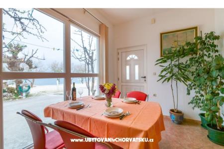 Apartma Silva Podstrana Hrvaška
