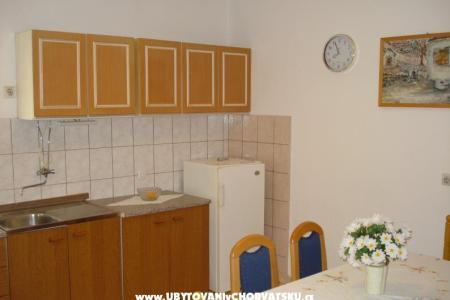 Apartmaji Marija 2 foto 3
