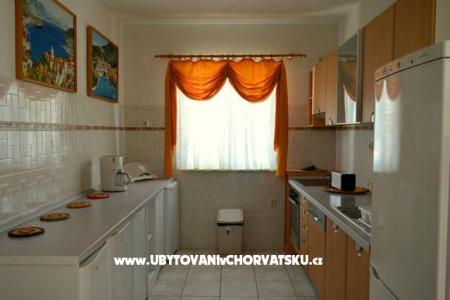 Apartmaji Renić foto 3