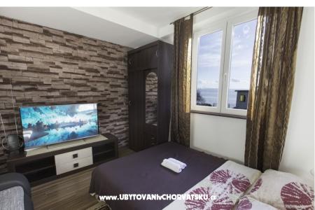Apartmaji Vladimir Podstrana Hrvaška