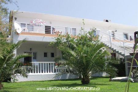 Apartmaji Antonia foto 3