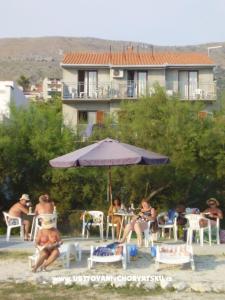 Beach Apartmaji Toni Podstrana Hrvaška