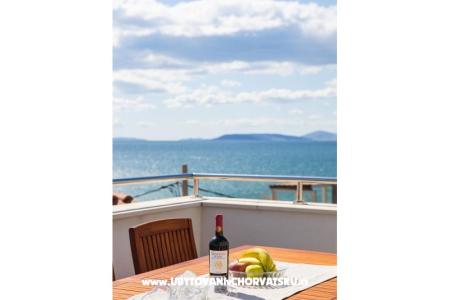 Sweet Sunset – Podstrana Hrvaška