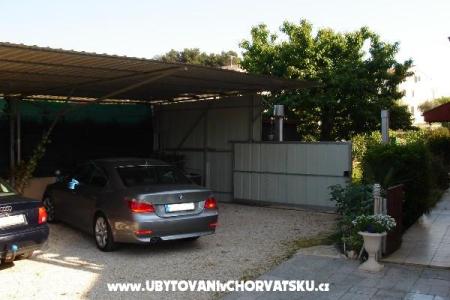 Barbic Apartmaji foto 5