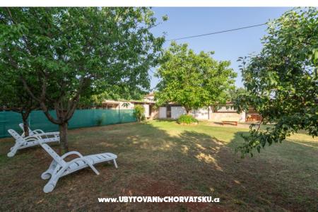 Počitniški dom Cerjani - 14 osoba foto 3