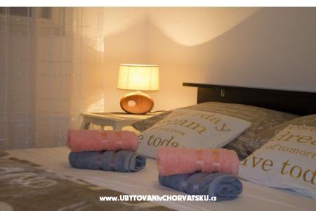 Apartmaji Porat - PRIMOŠTEN foto 4