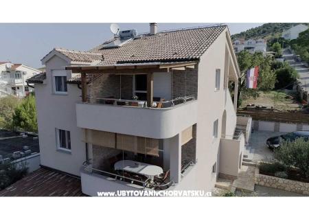 Apartmaji Zorka Primošten Primošten Hrvaška