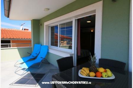 Vila ŠJOR **** Primošten Hrvaška