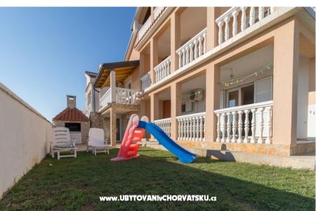 Apartmaji Divino foto 4
