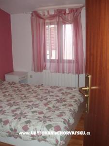 Apartmaji  Katarina foto 4