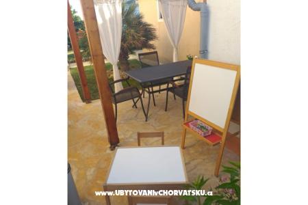 Apartmaji Lolo foto 3