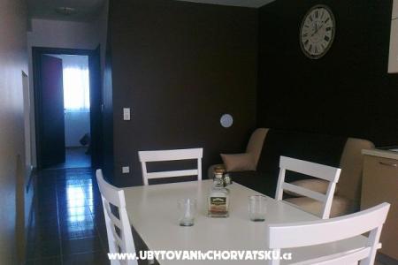 Apartmaji Thunder foto 5