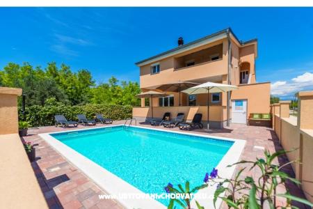 Apartmaji  Nelly foto 3