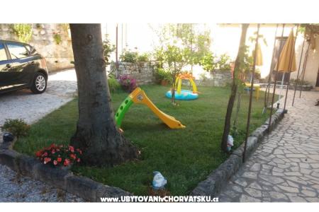 Apartma M&A foto 3