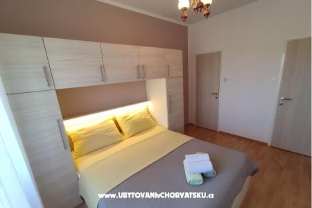 Apartmaji Damir-Julija foto 4