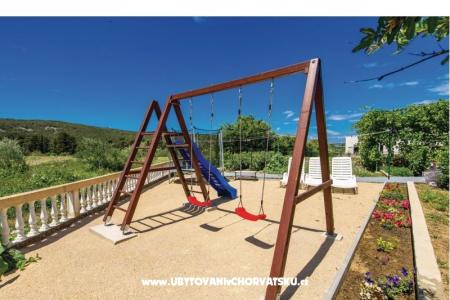 Apartmaji Lupić foto 5